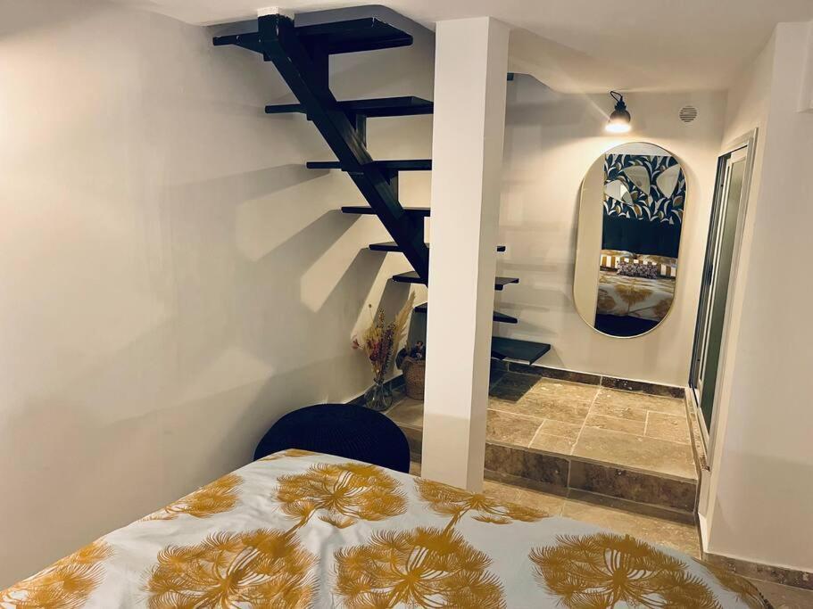 Triplex De Saint-Paul Free Public Parking Apartment Bagian luar foto