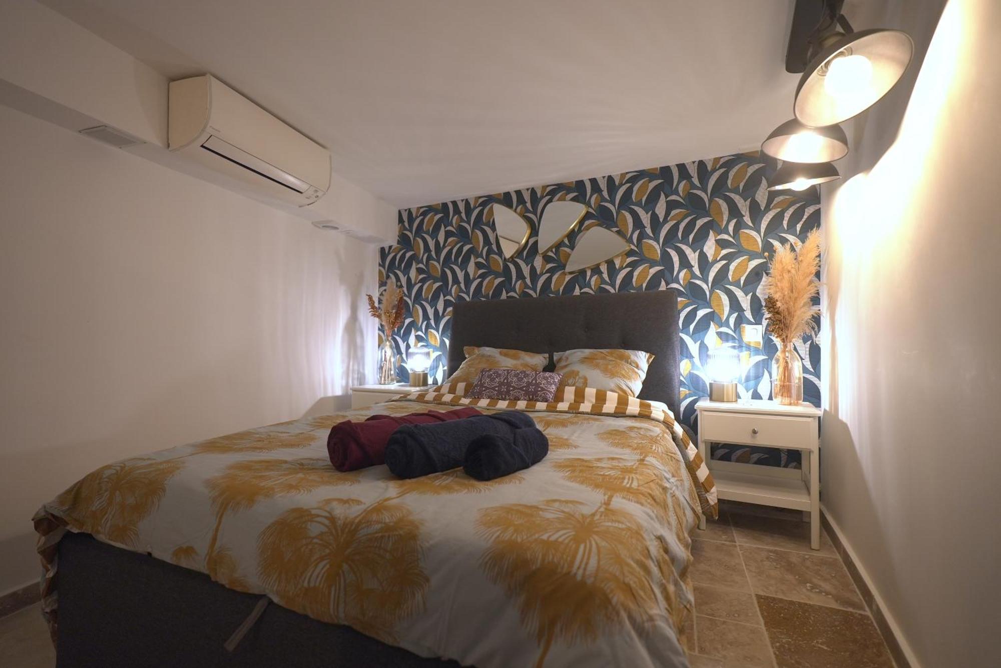 Triplex De Saint-Paul Free Public Parking Apartment Bagian luar foto